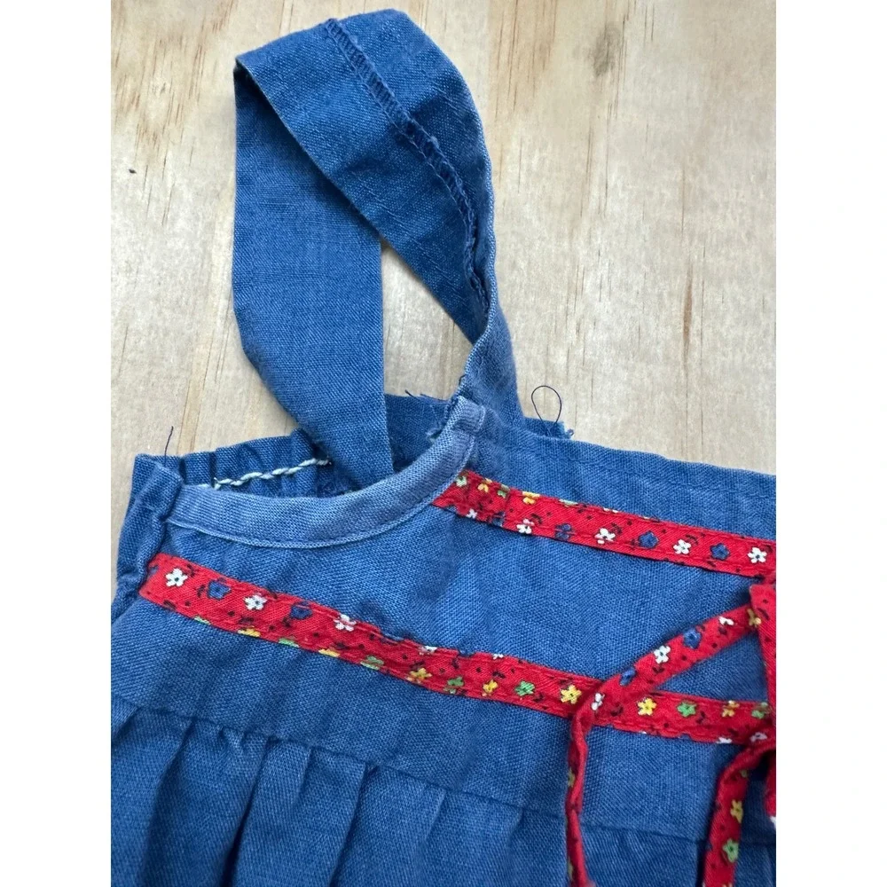 Vintage Girls Blue Chambray Denim Pinafore‎ Dress Ruffle Hem Floral Trim Bow 4T